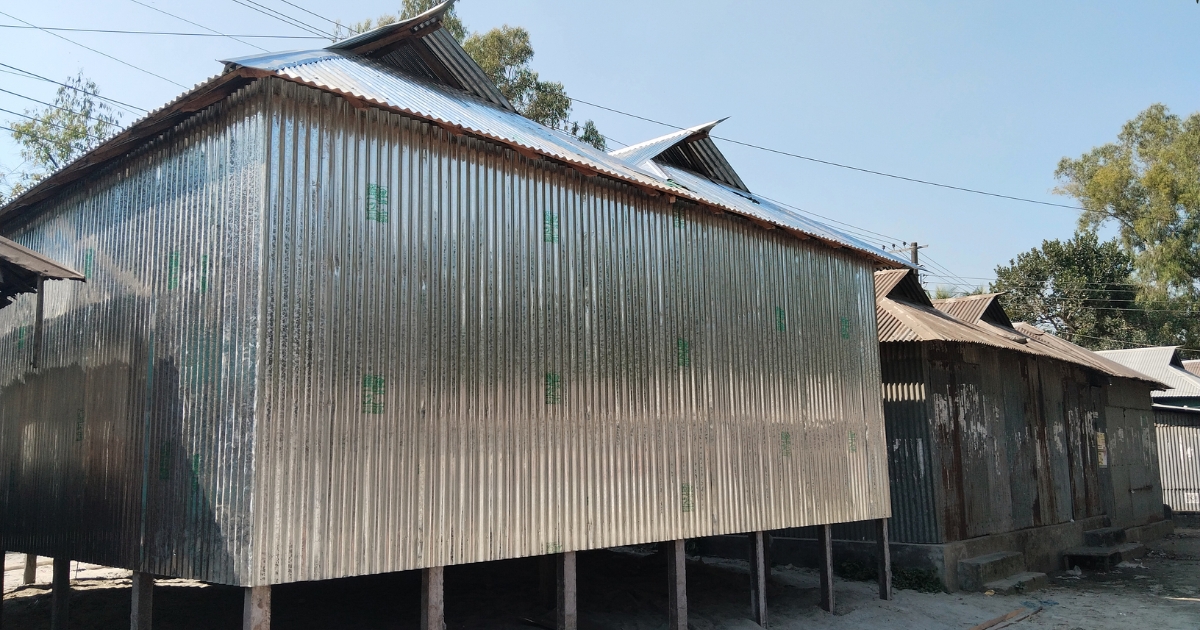 ভূঞাপুরে সরকারি খাসজমি দখল করে রাতারাতি ঘর নির্মাণের অভিযোগ