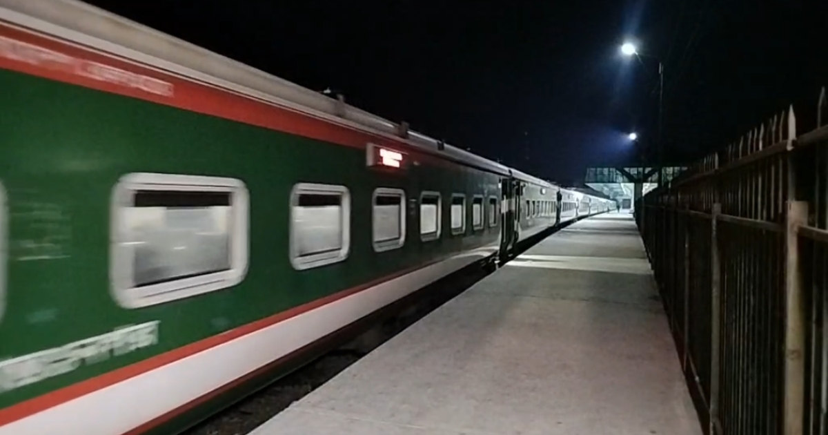 তিন ঘণ্টা বন্ধ থাকার পর,স্বাভাবিক হলো সিলেটের সাথে সারাদেশের রেল যোগাযোগ