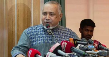 গণভোটের আলোচনায় ড.ইউনূসকে চাই ‘রেফারির ভূমিকায়’ : ডা. তাহের