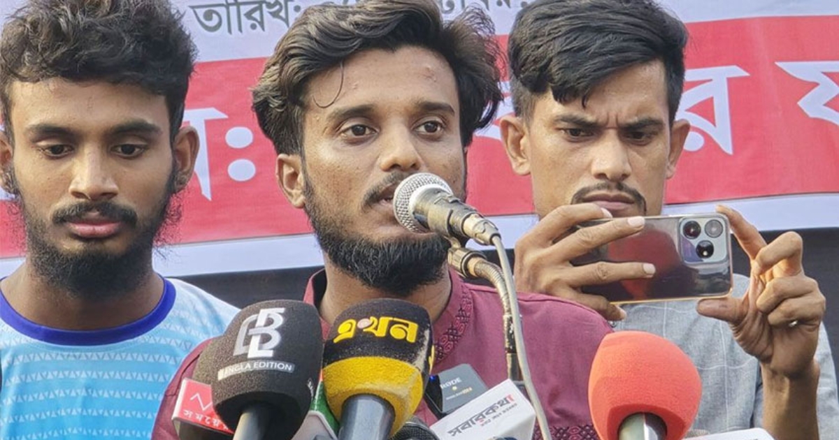 দিনে গলাবাজি করা এক নেতা রাতে ২০ আসনের জন্য বিএনপি নেতাদের বাসায় গিয়ে ধরনা দেন