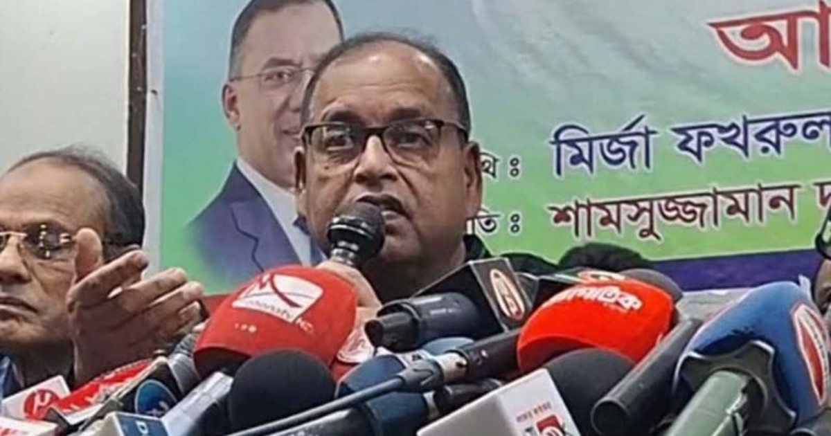 আসুন,ক্ষমতা পাওয়ার চিন্তা নয়, মানুষকে দেওয়ার ও মানুষের পাশে দাঁড়ানোর চিন্তাটাই সামনে রাখি : দুদু