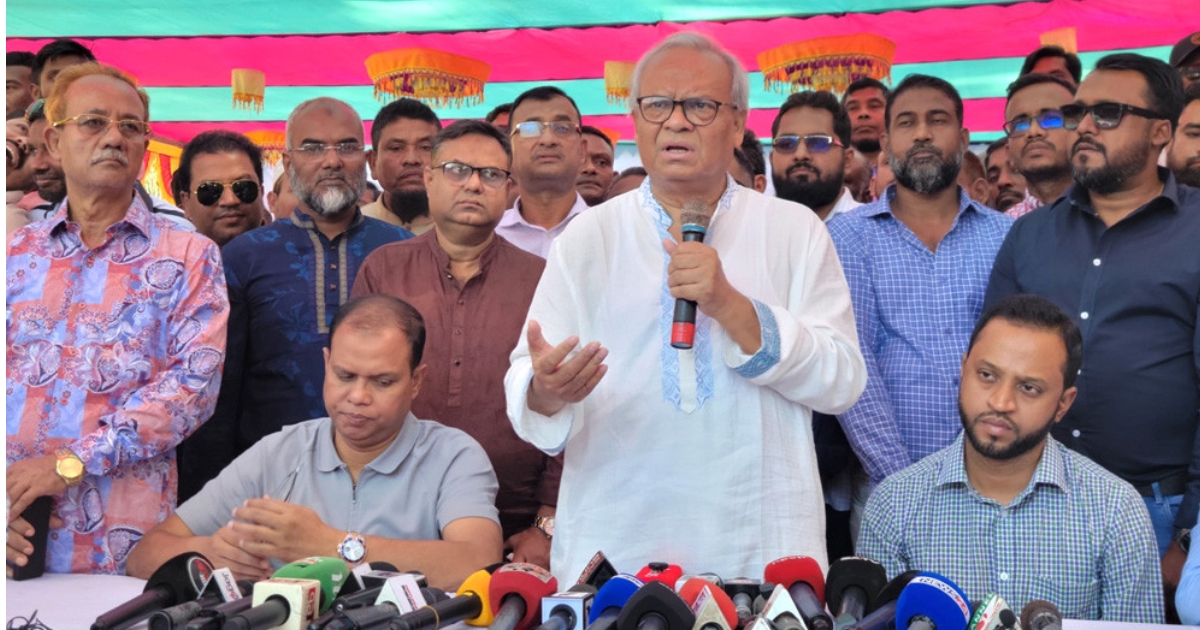 “রাজউক দেখেও দেখে না, ভূমিকম্পে বিপর্যয় ডেকে আনছে অবৈধ ভবন” : রিজভী