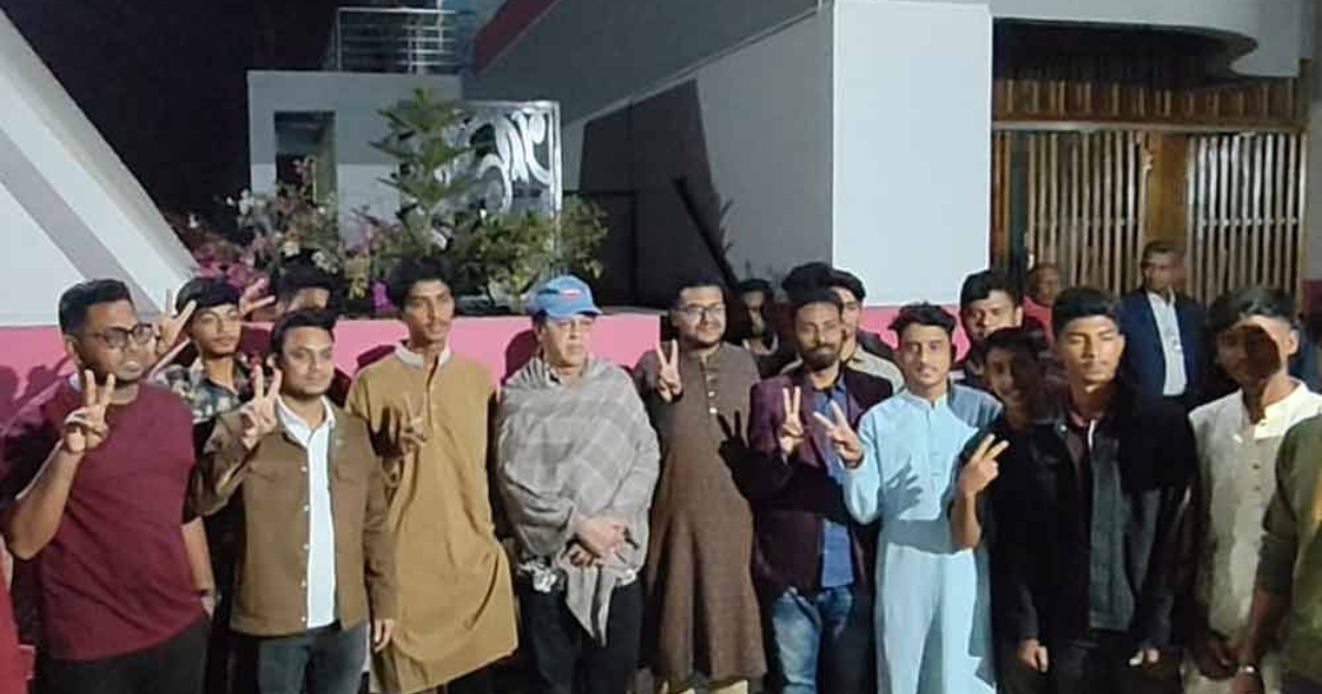 অর্ধশতাধিক নেতাকর্মী নিয়ে ছাত্রদলে যোগ দিলেন সাবেক শিবির নেতা