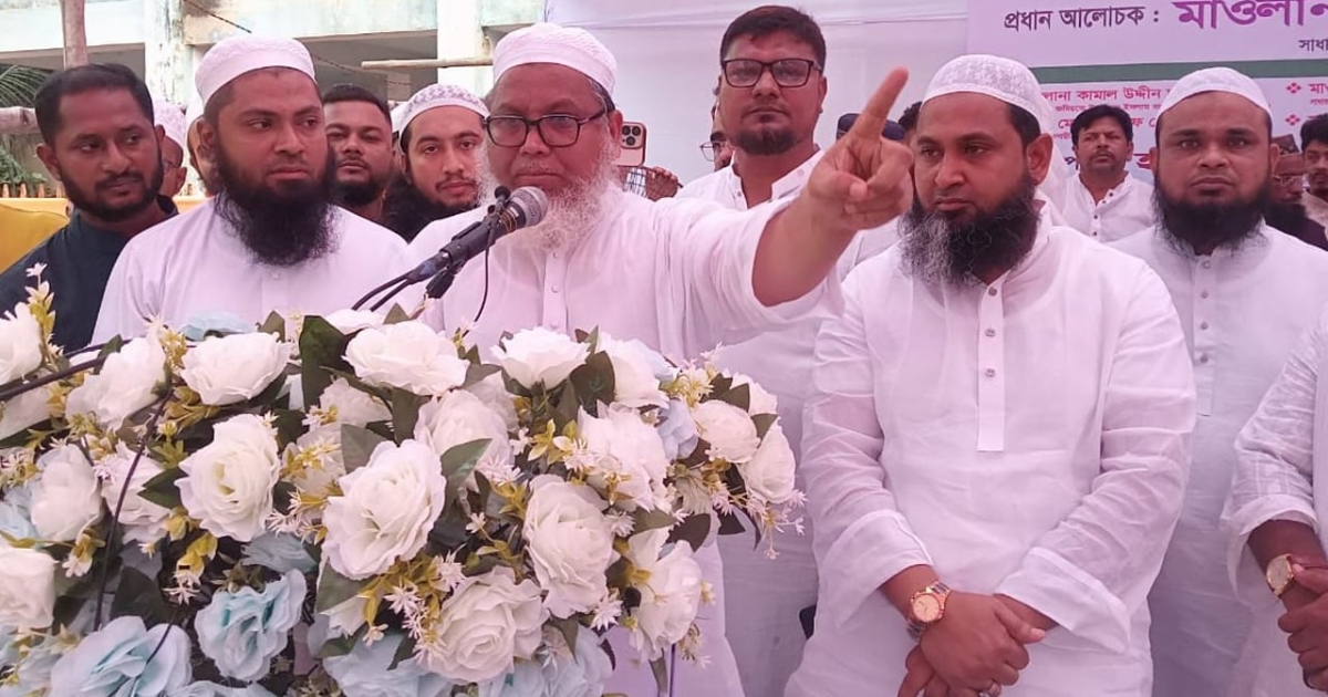 নির্দোষ আওয়ামী লীগরা আমাদের কাছে জামাই আদরে থাকবেন : মনির কাসেমী