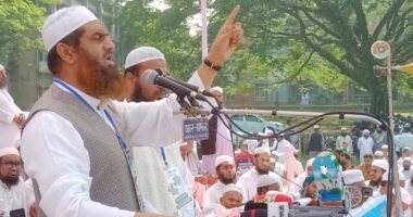 ‘মানুষ যেমন কবর থেকে ফেরে না, হাসিনাও আর কখনও বাংলাদেশের রাজনীতিতে ফিরবে না’ : মামুনুল হক