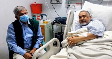 জামায়াত নেতা ডা. তাহেরকে দেখতে হাসপাতালে  মির্জা ফখরুল