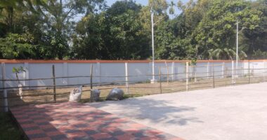 চিলাহাটি রেলস্টেশনের রেলের জমি দখলের ঘটনা শাক দিয়ে মাছ ঢাকার অপচেষ্টা চলছে