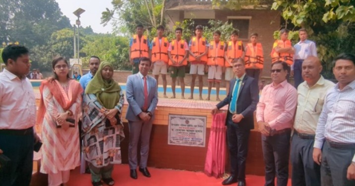 মেহেরপুরে সাঁতার প্রশিক্ষণ কর্মসূচির উদ্বোধন