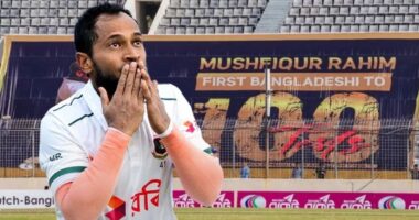 শততম ম্যাচে সেঞ্চুরি দিয়েই রাঙালেন মুশফিক