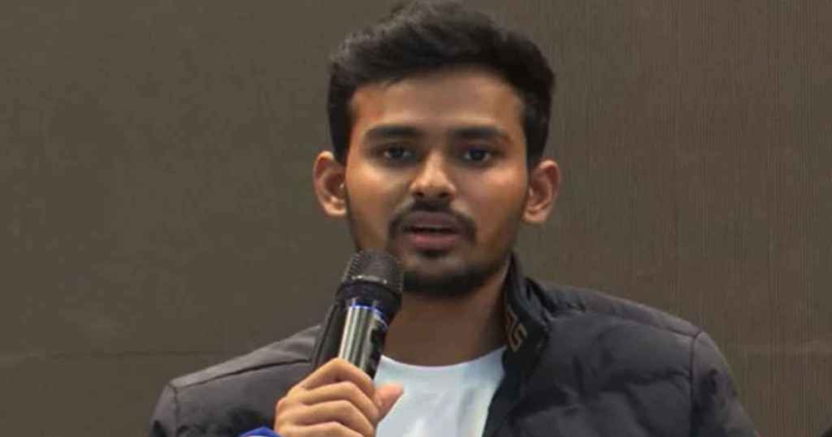 ‘ সামরিক সক্ষমতা বৃদ্ধির বিকল্প নেই’ এই জাতিকে আর গোলামির শিকল পড়াতে পারবে না: আসিফ