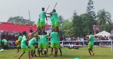 গাংনীতে ঐতিহ্যবাহী লাঠি খেলা অনুষ্ঠিত