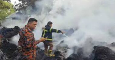 গাজীপুরে তিন স্থানে ভয়াবহ অগ্নিকাণ্ড : বহু গুদাম ও কলোনি পুড়ে ছাই