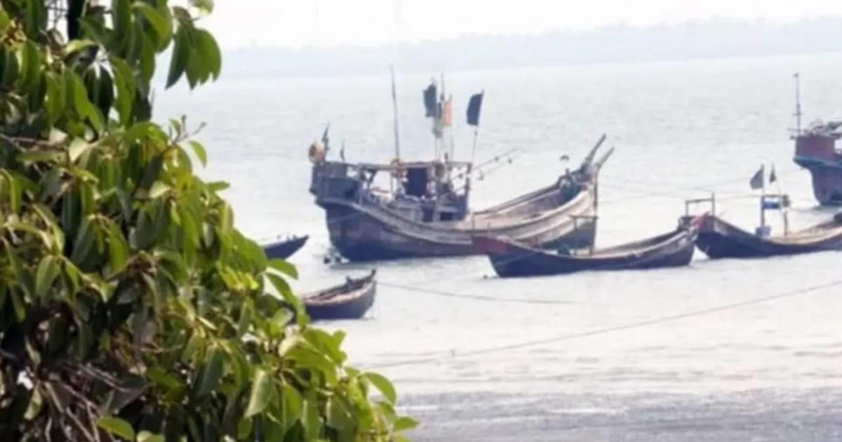 নাফ নদী থেকে বাংলাদেশি ২ জেলেকে ধরে নিয়ে গেছে আরাকান আর্মি