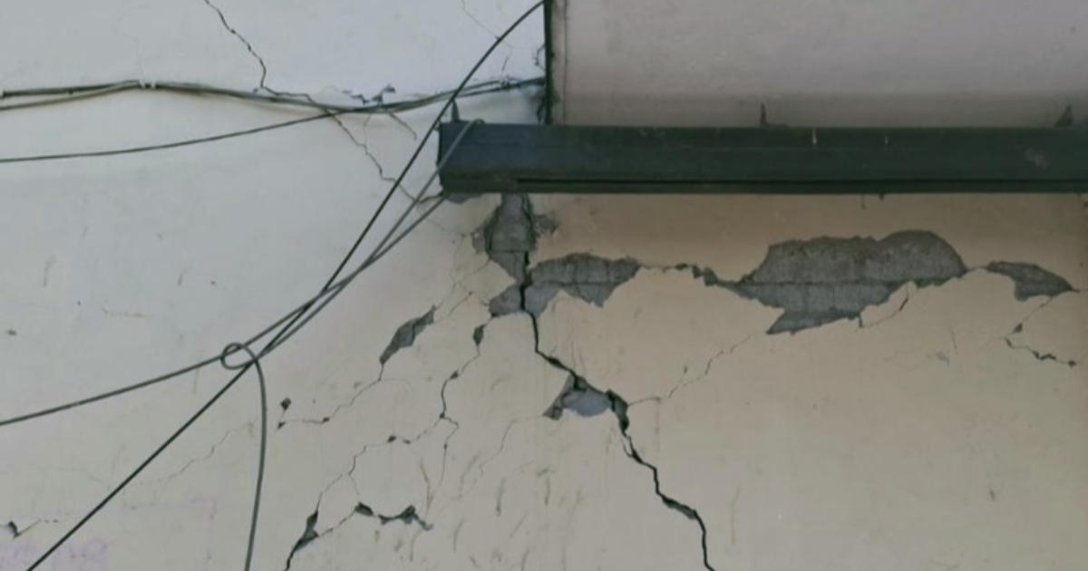 ভূমিকম্পে দুর্বল হয়ে পড়েছে মুন্সিগঞ্জের বহু স্কুল ভবন, প্রতিদিনই ঝুঁকিতে শত শত শিক্ষার্থী