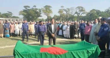 মনপুরায় রাষ্ট্রীয় মর্যাদায় বীর মুক্তিযোদ্ধা, ডেপুটি কমান্ডার আবুল কাশেম মাতাব্বর এর দাফন সম্পূর্ণ