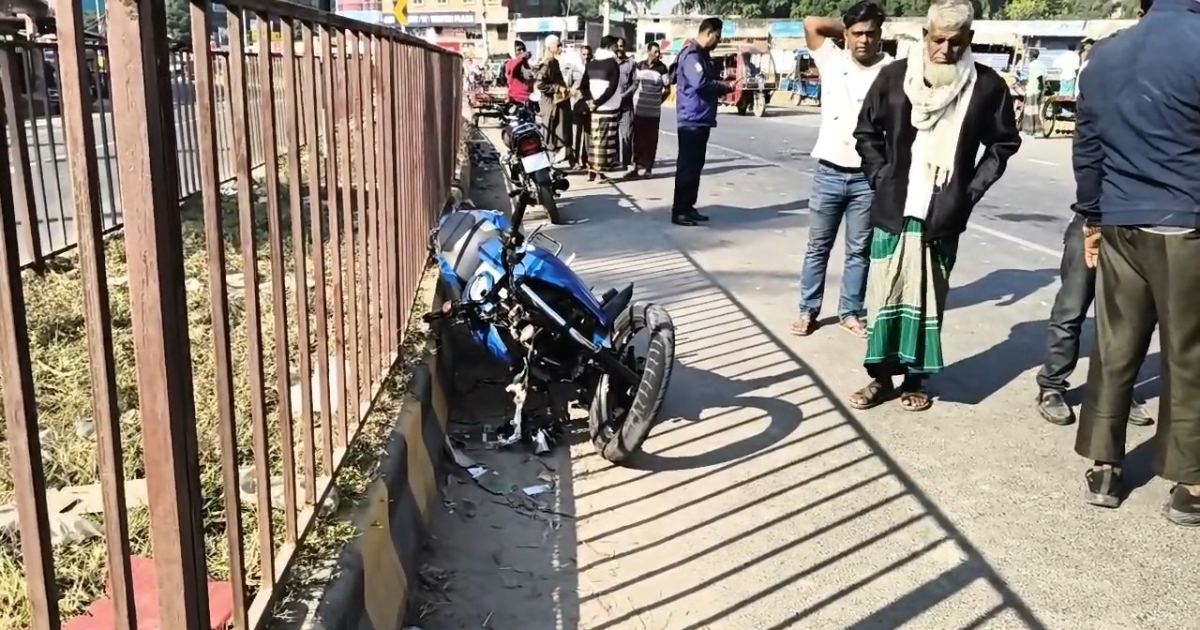 গাংনীর বামুন্দিতে সড়ক দুর্ঘটনায় স্কুল ছাত্র নিহত, আহত-২