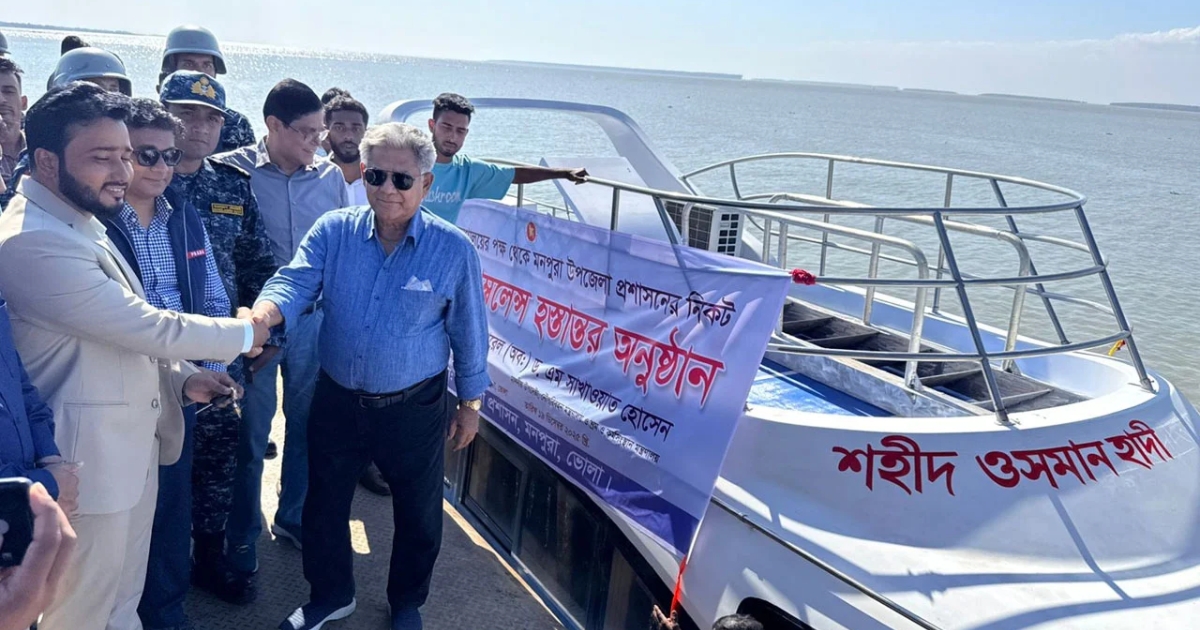 হাদির হত্যাকারীদের দ্রুত আইনের আওতায় এনে সর্বোচ্চ শাস্তি নিশ্চিত করা হবে : নৌ উপদেষ্টা