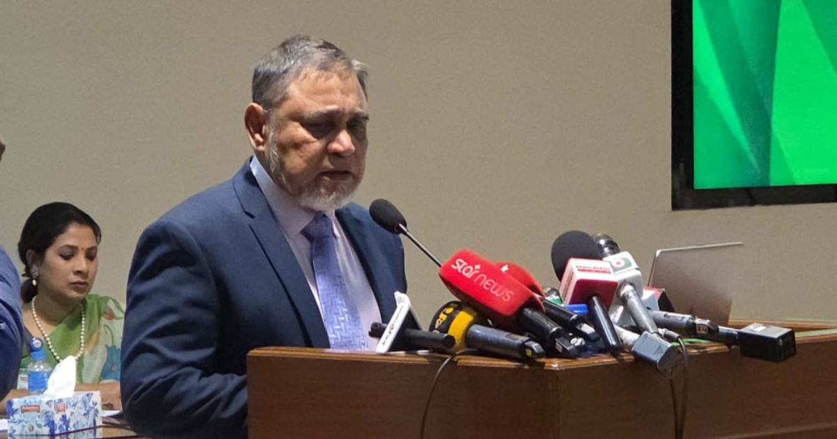 আইনের শাসন কাকে বলে দেখিয়ে দিতে চাই : সিইসি