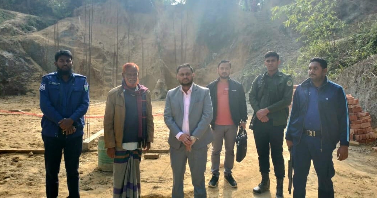 বড়লেখায় টিলা কাটায় এক লাখ টাকা জরিমানা