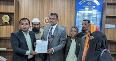 জামায়াতে ইসলামীর প্রার্থী হিসেবে মনোনয়নপত্র সংগ্রহ করলেন শিশির মনির