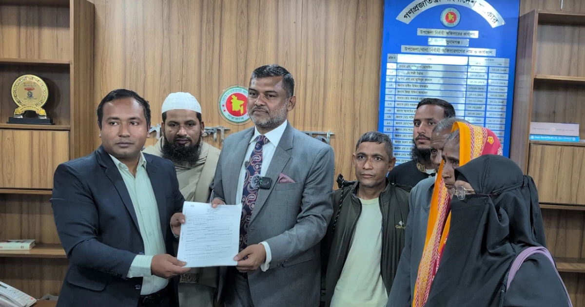 জামায়াতে ইসলামীর প্রার্থী হিসেবে মনোনয়নপত্র সংগ্রহ করলেন শিশির মনির