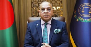 এক বছর সাড়ে চার মাস দায়িত্ব পালন শেষে অবসরে গেলেন প্রধান বিচারপতি ড. সৈয়দ রেফাত আহমেদ