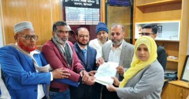 বাগেরহাট -৩ আসনের "ধানের শীষ" প্রতীকে মনোনয়নপত্র জমা দিয়েছেন শেখ ফরিদুল ইসলাম