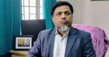 কুবির ডেপুটি রেজিস্ট্রার জাকিরের সাময়িক বরখাস্ত বহাল; ক্যাম্পাসে প্রবেশে নিষেধাজ্ঞা