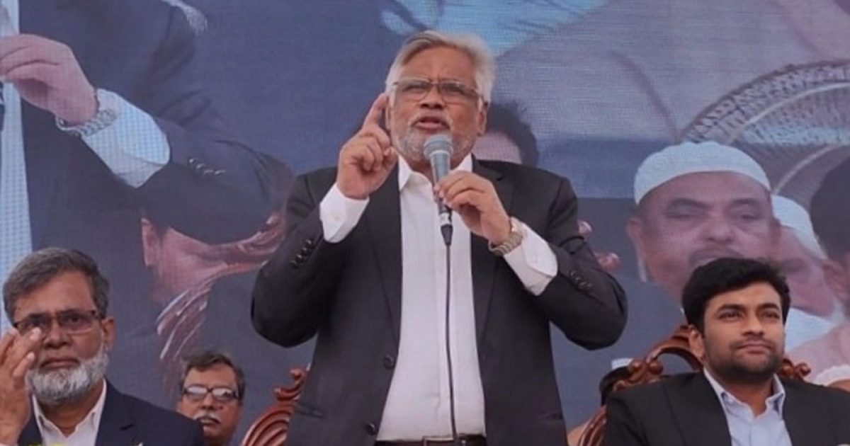 বেগম খালেদা জিয়া হাসলে বাংলাদেশের মানুষও হাসে, আর তিনি কাঁদলে গণতন্ত্রকামী মানুষও কাঁদে : আমানউল্লাহ