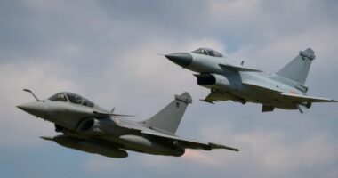 ইউরোফাইটার টাইফুন যুদ্ধবিমান কিনছে বাংলাদেশ