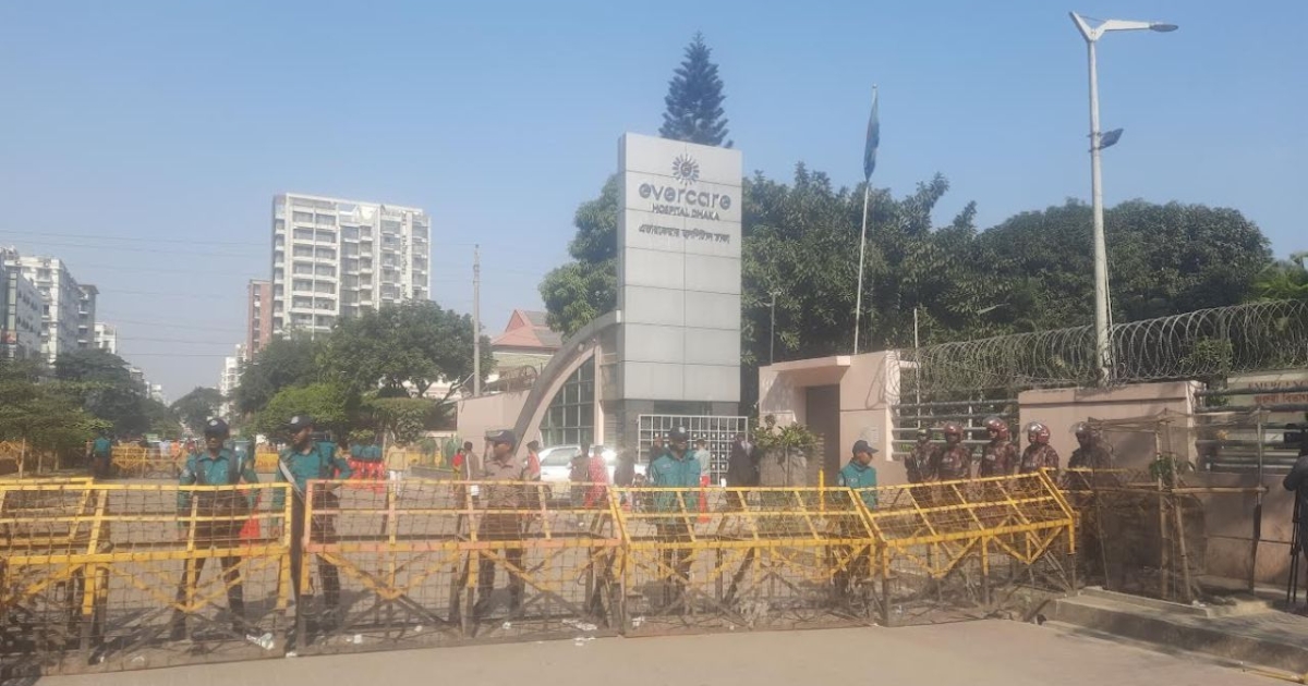 আগের মতো এখন আর এভারকেয়ার হাসপাতালের সামনে ভিড় নেই বিএনপি নেতাকর্মীদের