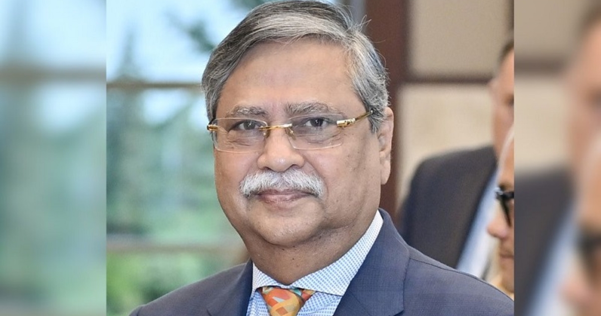 অন্তর্বর্তী সরকারের আচরণে অপমানিত বোধ করায় পদত্যাগ করতে চান রাষ্ট্রপতি