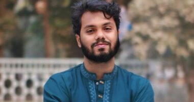 হাদিকে বর্তমানে কনজারভেটিভ ম্যানেজমেন্টে রাখা হয়েছে, তার কিডনির কার্যক্ষমতা ফেরত এসেছে