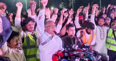 হাদির রক্তের কসম, ভারত হাসিনাকে না ফেরালে ভারতীয় প্রতিটি প্রতিষ্ঠানের বিরুদ্ধে প্রতিরোধ সংগ্রাম গড়ে তুলব : মাহমুদুর