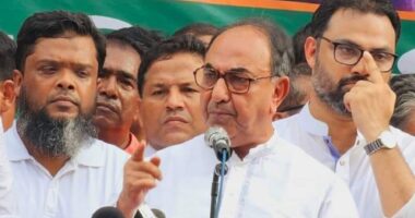 গোলাম আযম-নিজামীকে সূর্যসন্তান বলে মুক্তিযোদ্ধাদের অপমান করেছে জামায়াত : মির্জা আব্বাস