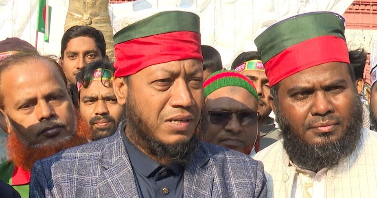 মুক্তিযুদ্ধের কল্পকাহিনী ১০০ ভাগের ৯০ ভাগ মিথ্যা, ওই সময় তারা ছিল ভারতের বিরুদ্ধে : আমির হামজা