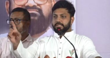 পরিকল্পিতভাবে ছাত্রসমাজকে ধ্বংস ও ইতিহাস বিকৃতির মাধ্যমে দেশকে অন্ধকারের দিকে ঠেলে দেওয়া হয়েছে : ইশরাক