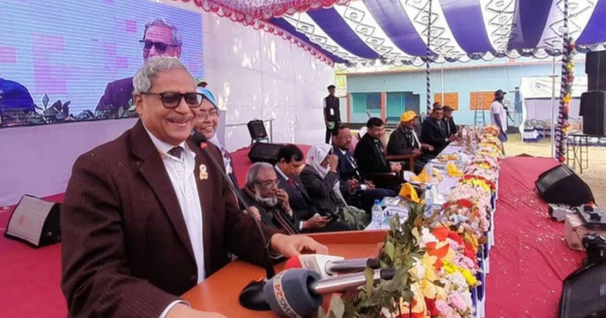 দুর্নীতিগ্রস্ত লোক সংসদে পাঠিয়ে ভালো সরকার কেন আশা করেন : দুদক কমিশনার