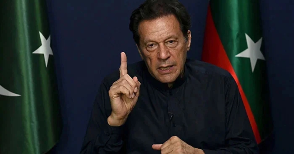 যেহেতু ন্যায়বিচারের পথ বন্ধ, রাজপথেই হবে ফয়সালা: ইমরান খান