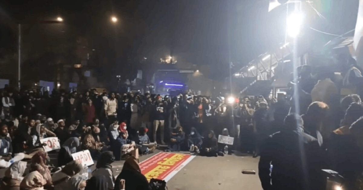 ওসমান হাদি গরিবদের জন্য কিনেছিলেন কম্বল কিন্তু বিতরণ করে যেতে পারেননি, সেগুলো পরেই রাত্রীযাপন করবেন শাহবাগে