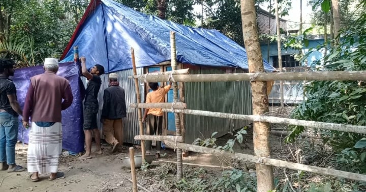 রামগঞ্জে বসতঘরে হামলা: ভাঙচুর ও লুটপাট, আতঙ্কে পরিবার