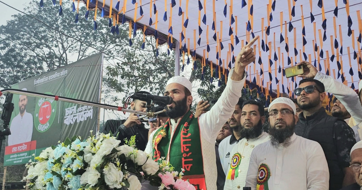 আমরা যদি জনগণের ভোটে নির্বাচিত হই, তাহলে আমাদের মূল কর্মসূচি হবে‘এমপি সাহেব হিসাব দাও’