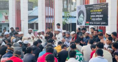 উখিয়ায় যুবদলের উদ্যোগে বেগম খালেদা জিয়ার মাগফেরাত কামনায় দোয়া মাহফিল