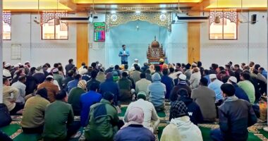 মরহুমা বেগম খালেদা জিয়ার রুহের মাগফিরাত কামনায় সাদা দলের দোয়া মাহফিল