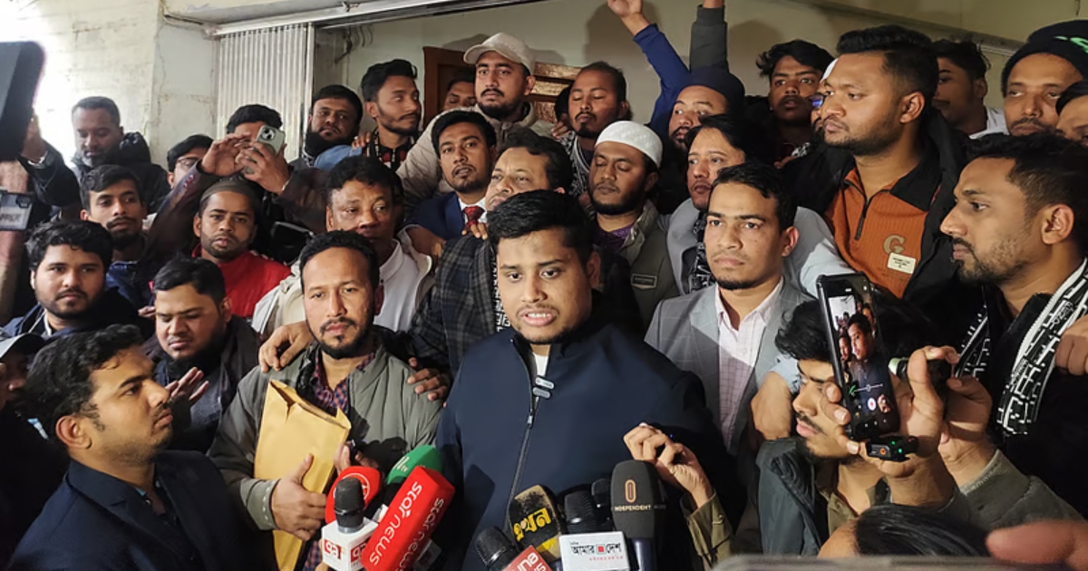 বিএনপি যদি গণতন্ত্র রক্ষা করতে চায় তাহলে প্রশাসনের নগ্ন আচরণের বিরুদ্ধে তাদেরও কথা বলতে হবে : হাসনাত