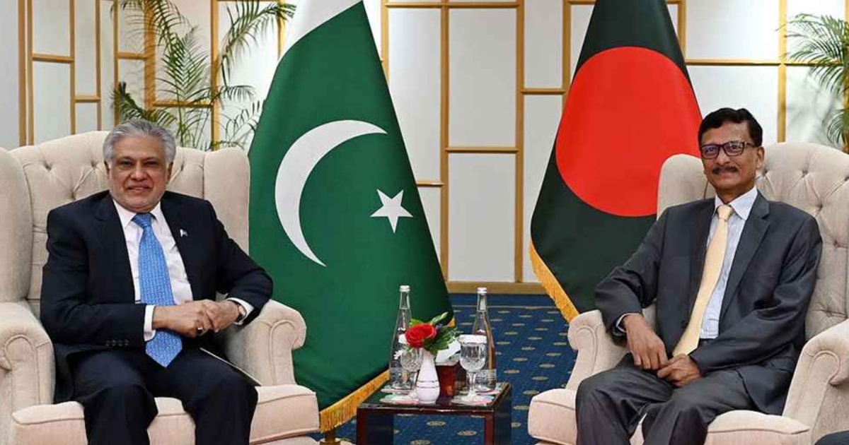 স্বল্প সময়ের মধ্যে দুই দফা ফোনালাপের পর জেদ্দায় সরাসরি বৈঠকে বসেছেন তৌহিদ হোসেন ও ইসহাক দার