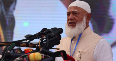 জামায়াত আমিরের ব্যক্তিগত নিরাপত্তায় গানম্যান ও বাসভবনে পোশাকধারী সশস্ত্র পুলিশ মোতায়েনের নির্দেশ