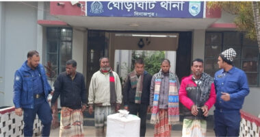 জুয়ার আসর থেকে পুলিশের ওপর হামলা, আহত ৬ পুলিশ, আটক ৫