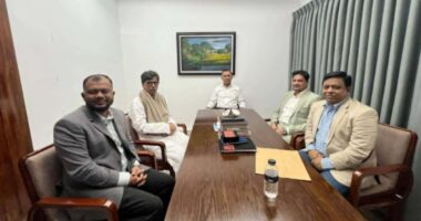 তারেক রহমানের সঙ্গে বৈঠকের পর মনোনয়ন প্রত্যাহার করলেন কুমিল্লা–৬ আসনের স্বতন্ত্র প্রার্থী