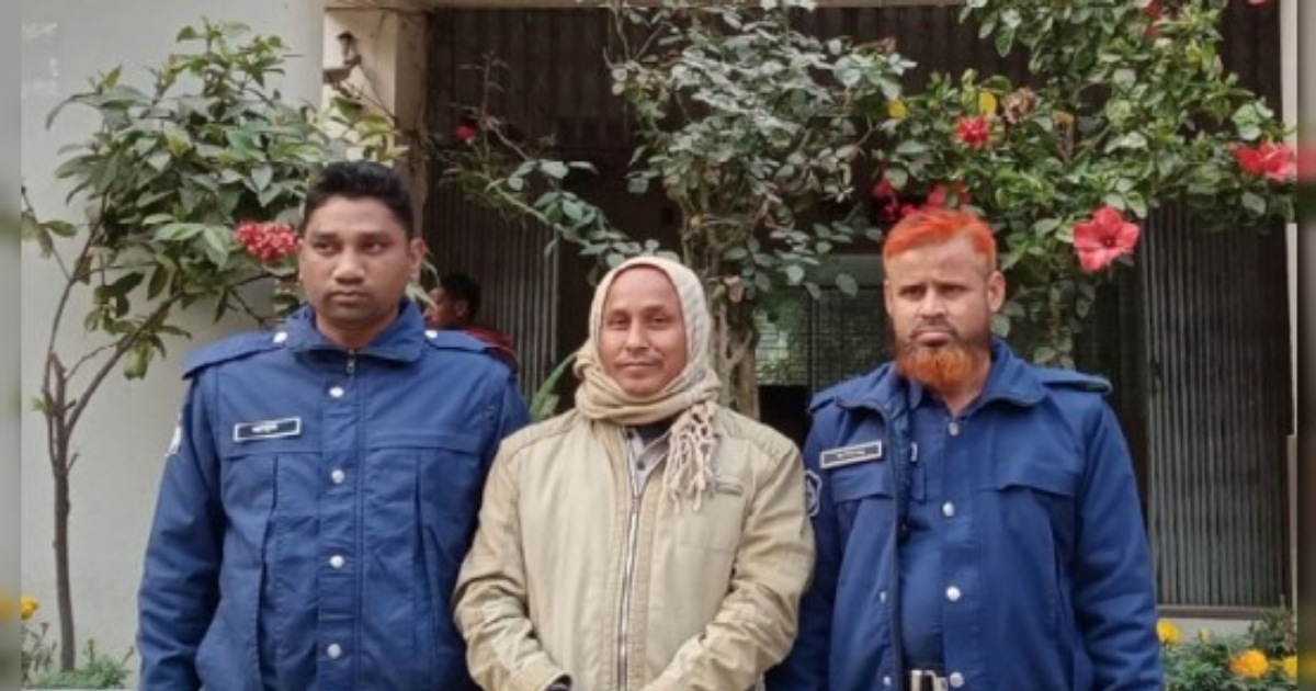 তারেক রহমানকে নিয়ে ফেসবুকে আপত্তিকর মন্তব্য : পার্বতীপুরে যুবক গ্রেফতার